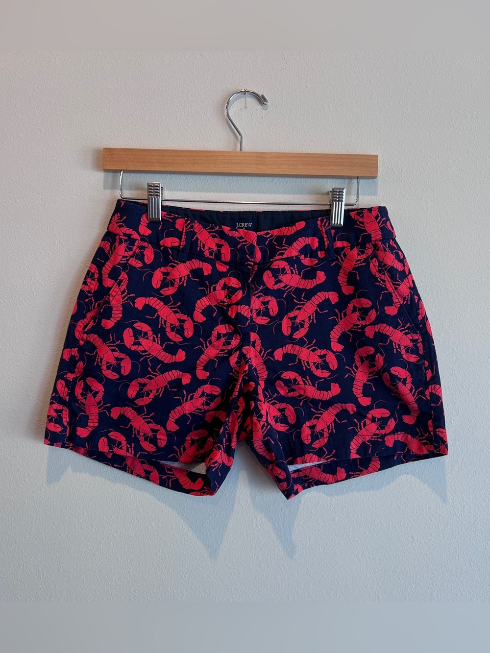 J.Crew Women's Size 0 Chino Shorts Navy Blue Red Lobster Print Coastal Preppy